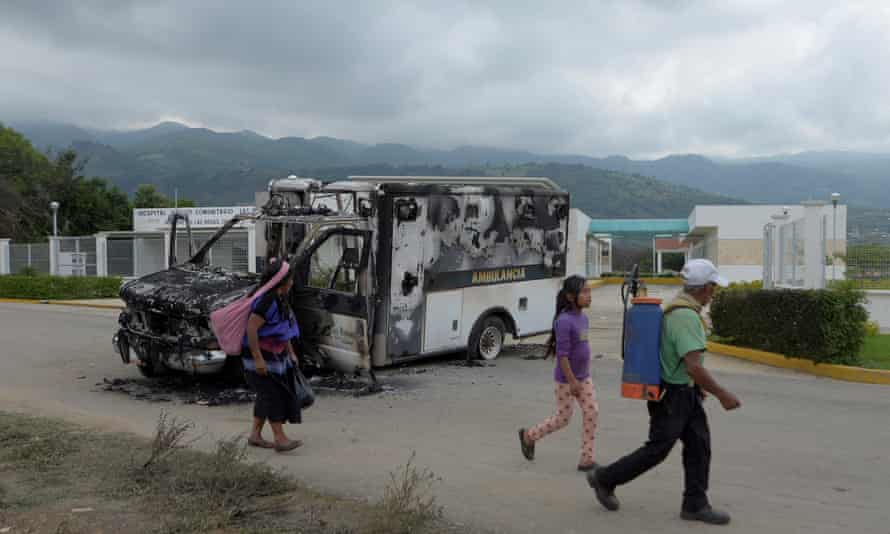 Burnt-out ambulance near hospital destroyed in Villa de las Rosas, Mexico, on 11 June 2020