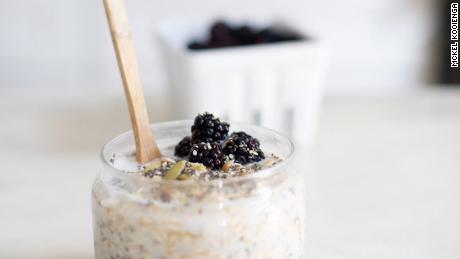 The foods you should eat to jump-start your morning, and 2 recipes to try out